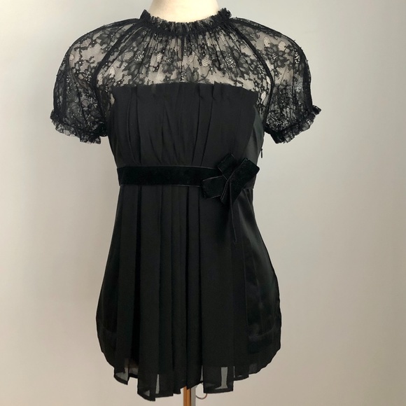 NWT BCBG Black Silk/Lace Cap Sleeve Party-Top - Picture 1 of 16